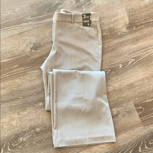 NWT - New York & Company 7th Avenue Pant - Size 8